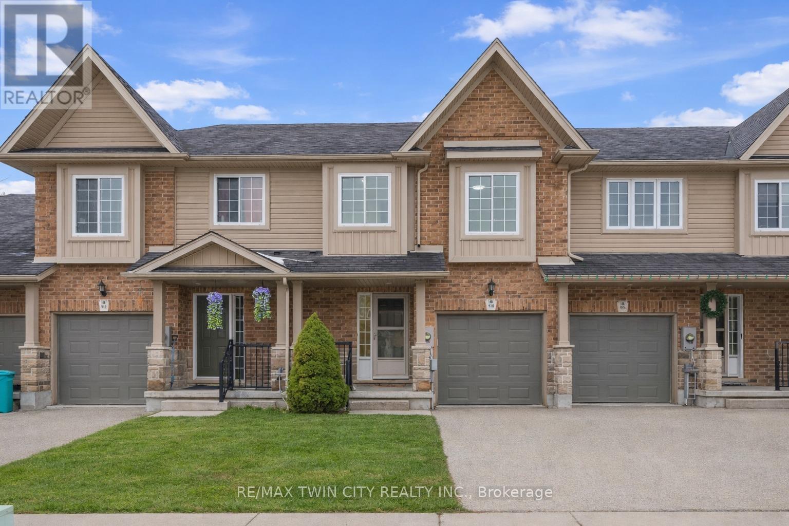 930 ZELLER CRESCENT, Kitchener, Ontario