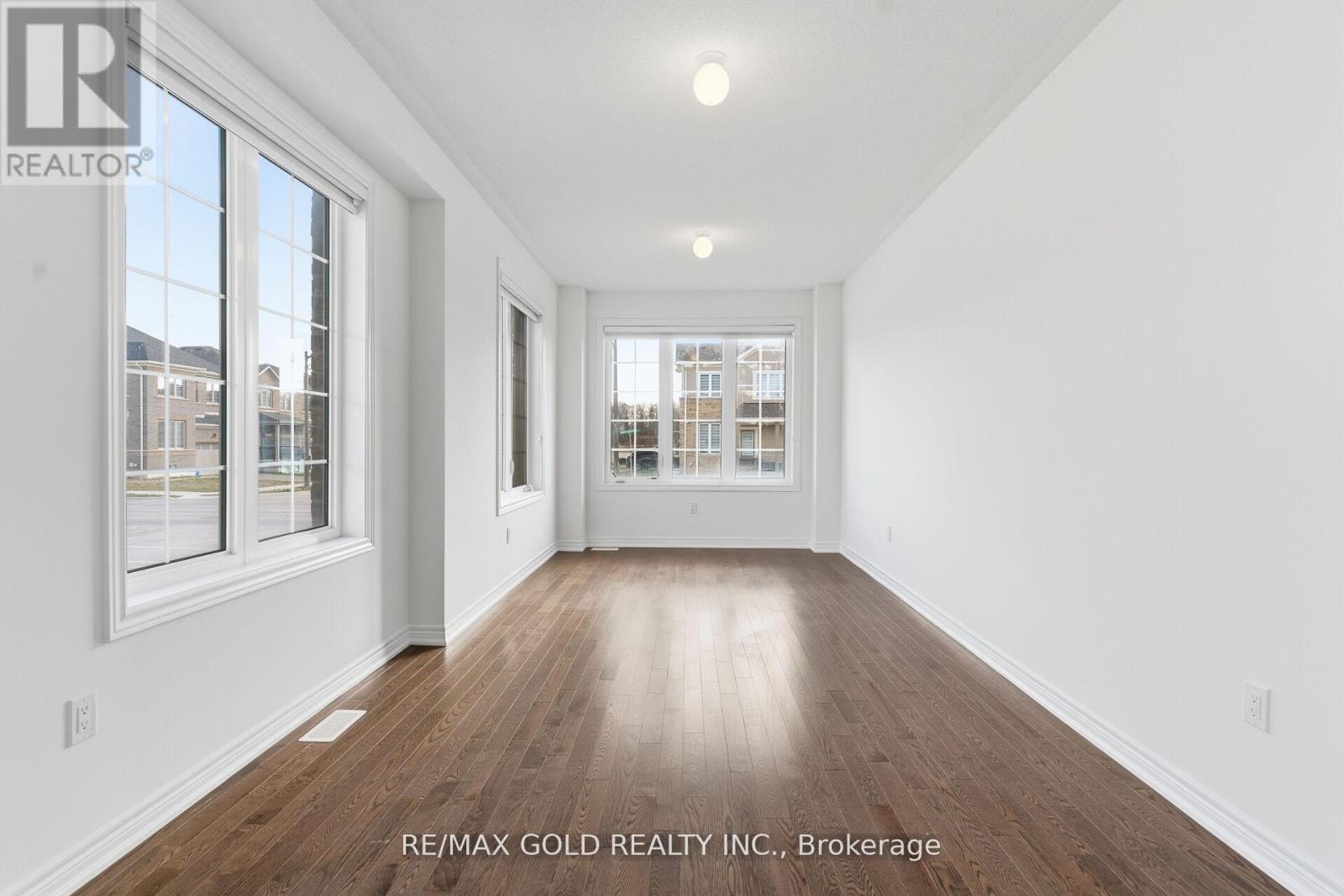 687 Anishinaabe Drive, Shelburne, Ontario  L6V 3Y5 - Photo 31 - X12691100