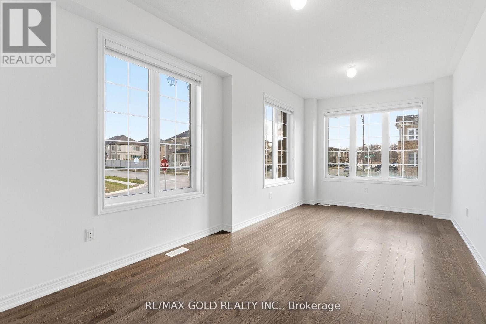 687 Anishinaabe Drive, Shelburne, Ontario  L6V 3Y5 - Photo 33 - X12691100