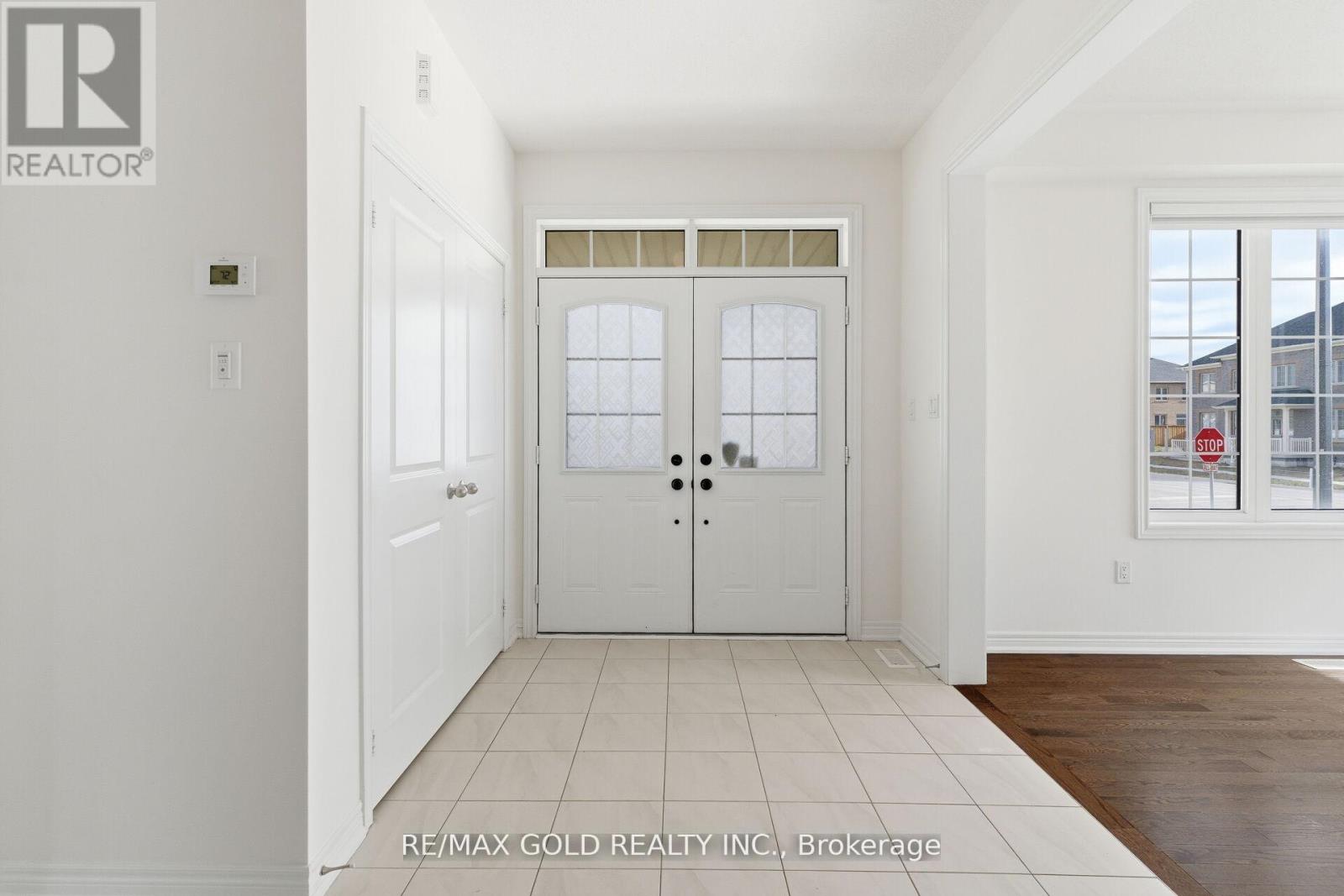 687 Anishinaabe Drive, Shelburne, Ontario  L6V 3Y5 - Photo 7 - X12691100