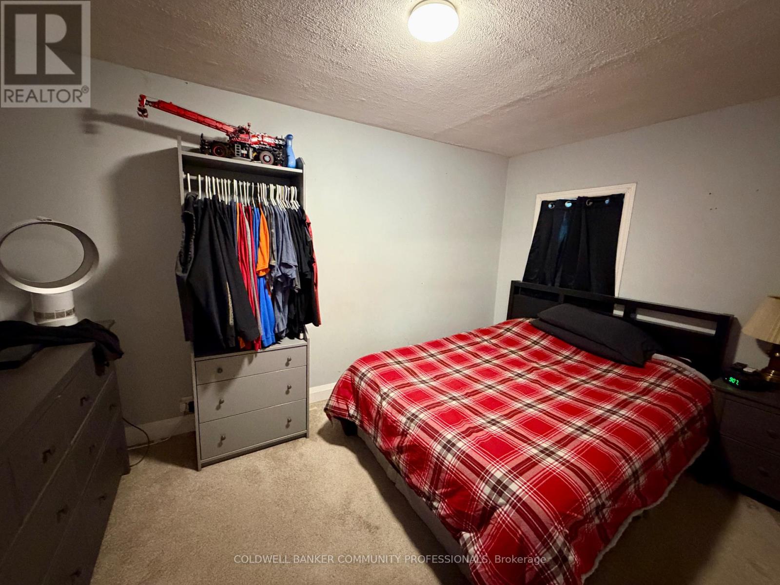 92 East 24th Street, Hamilton, Ontario  L8V 2Y1 - Photo 6 - X12691110