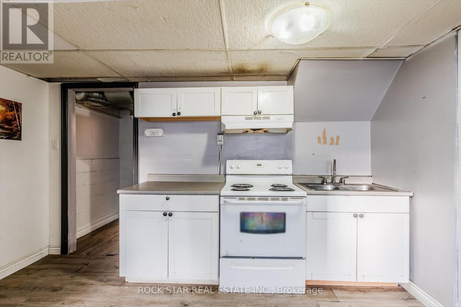 40 Jamie Ann Court, Hamilton, Ontario  L8W 1Y5 - Photo 19 - X12691118