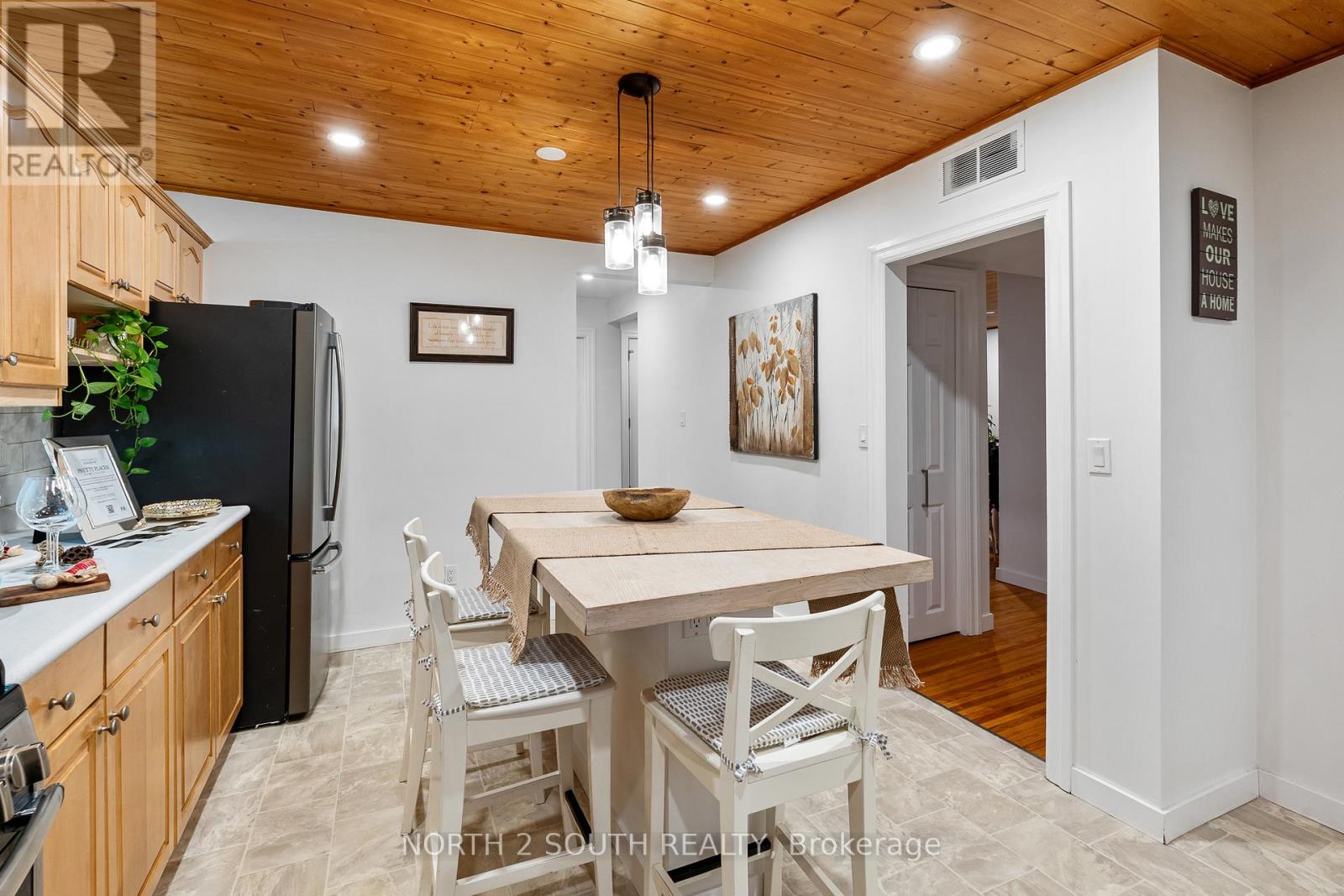 1604 Buckingham Drive, Windsor, Ontario  N8T 2A6 - Photo 10 - X12691206