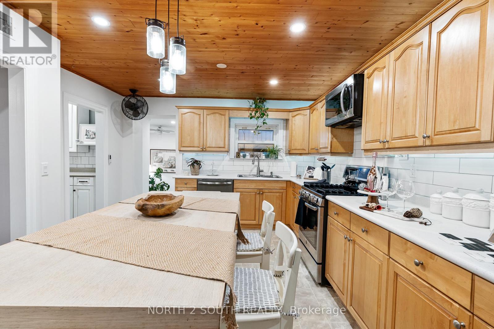 1604 Buckingham Drive, Windsor, Ontario  N8T 2A6 - Photo 11 - X12691206