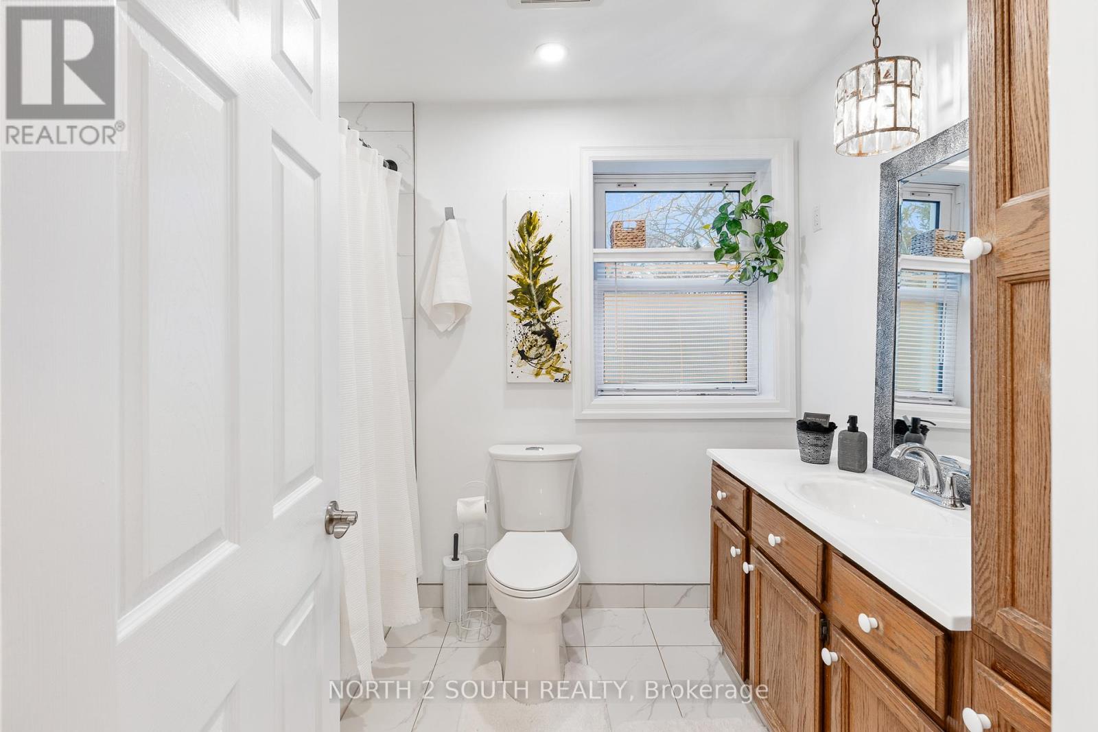 1604 Buckingham Drive, Windsor, Ontario  N8T 2A6 - Photo 17 - X12691206