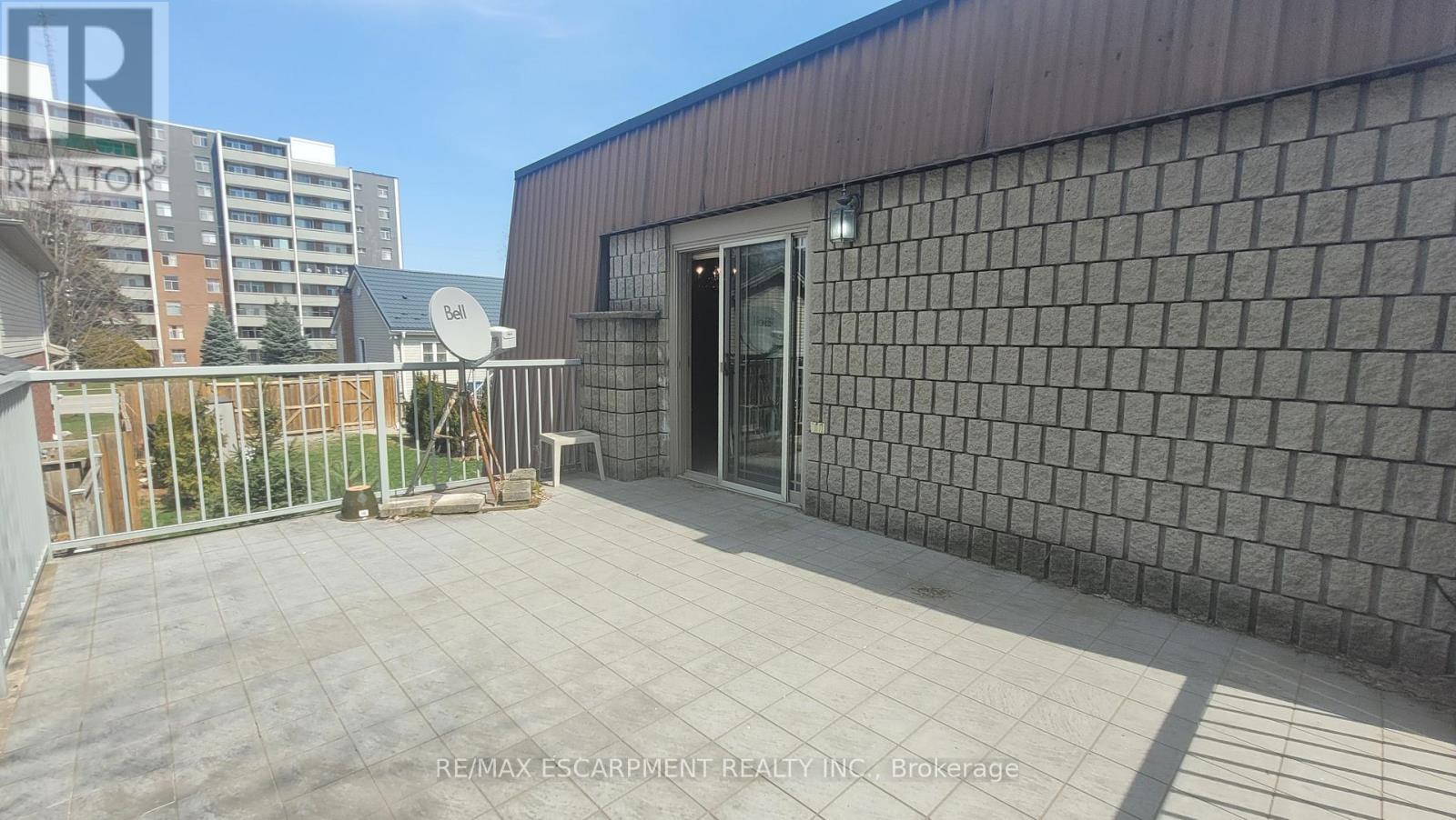 325 Fairview Drive, Brantford, Ontario  N3R 2X3 - Photo 38 - X12691210