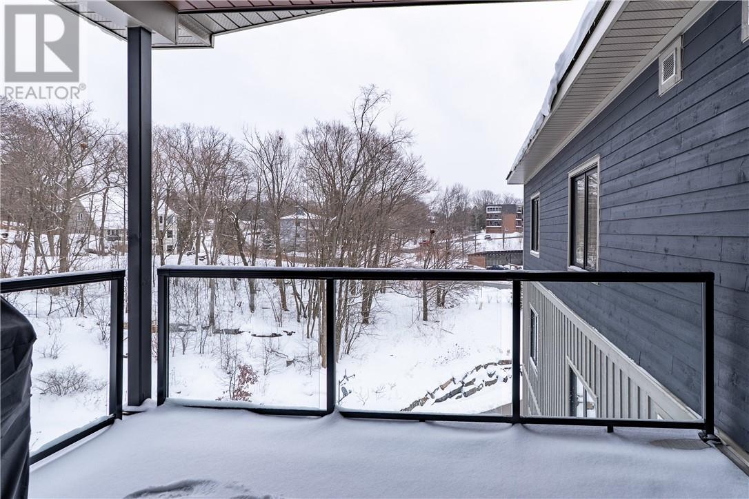 11c Salt Dock Road Unit# 404, Parry Sound, Ontario  P2A 3B6 - Photo 11 - 2126046