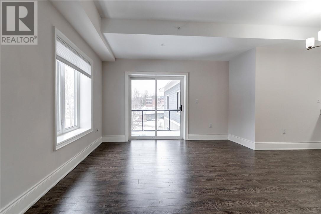 11c Salt Dock Road Unit# 404, Parry Sound, Ontario  P2A 3B6 - Photo 2 - 2126046