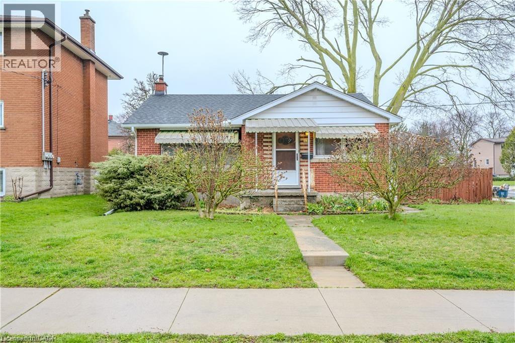 68 Jansen Avenue Unit# Main Level, Kitchener, Ontario  N2A 2L5 - Photo 1 - 40798145