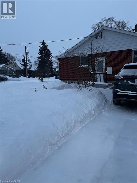 68 Jansen Avenue Unit# Main Level, Kitchener, Ontario  N2A 2L5 - Photo 4 - 40798145