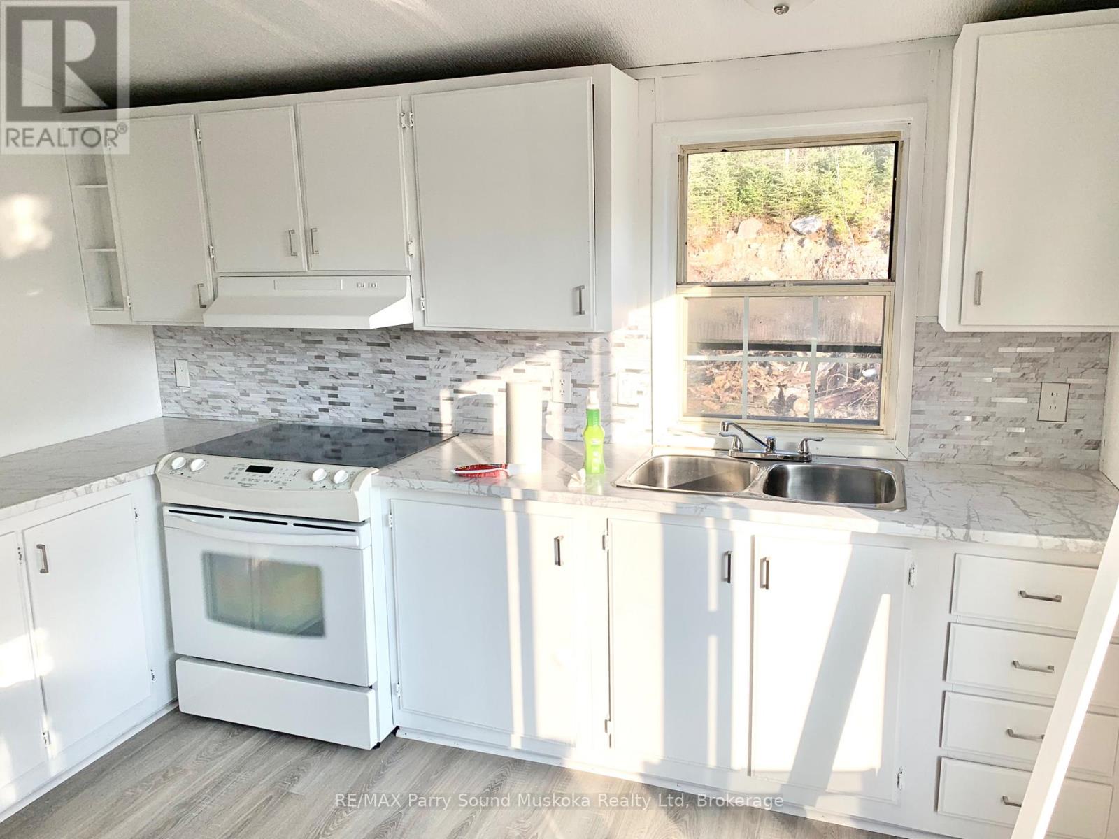 556 Highway 518 W, Perry, Ontario  P0A 1J0 - Photo 19 - X12691342