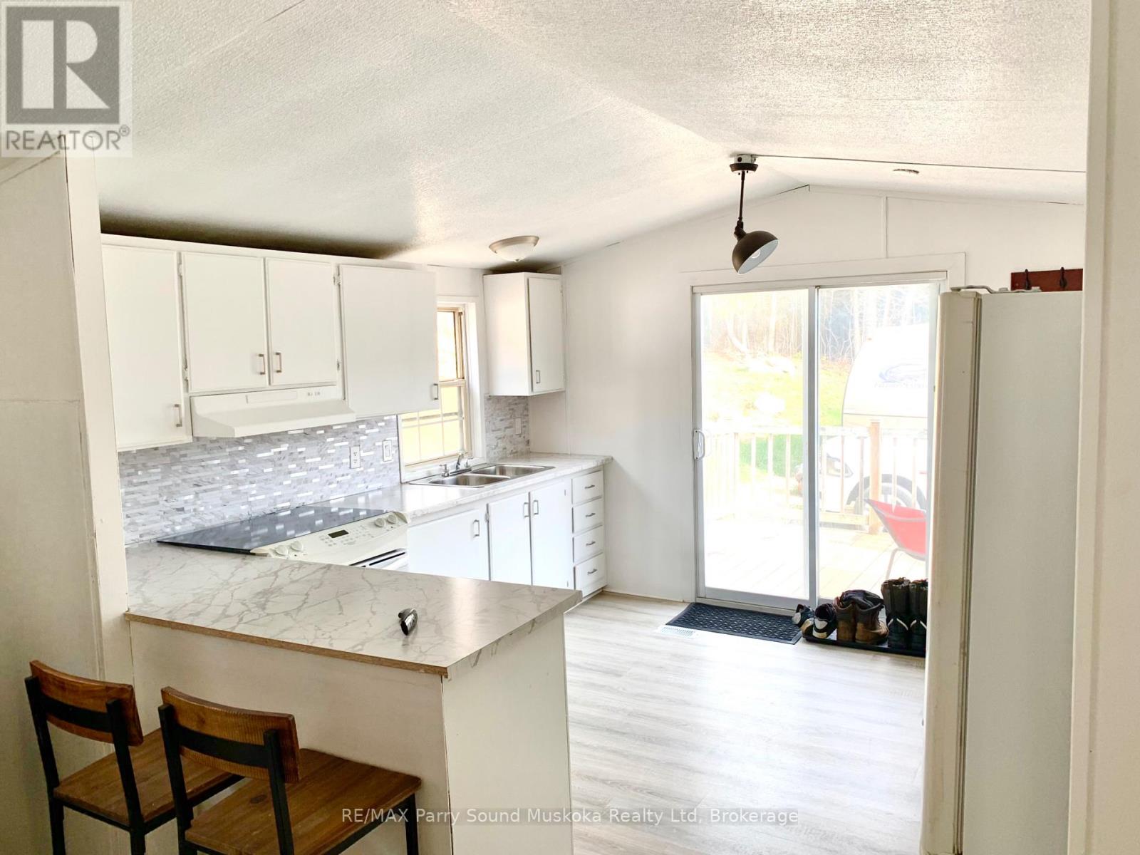 556 Highway 518 W, Perry, Ontario  P0A 1J0 - Photo 24 - X12691342