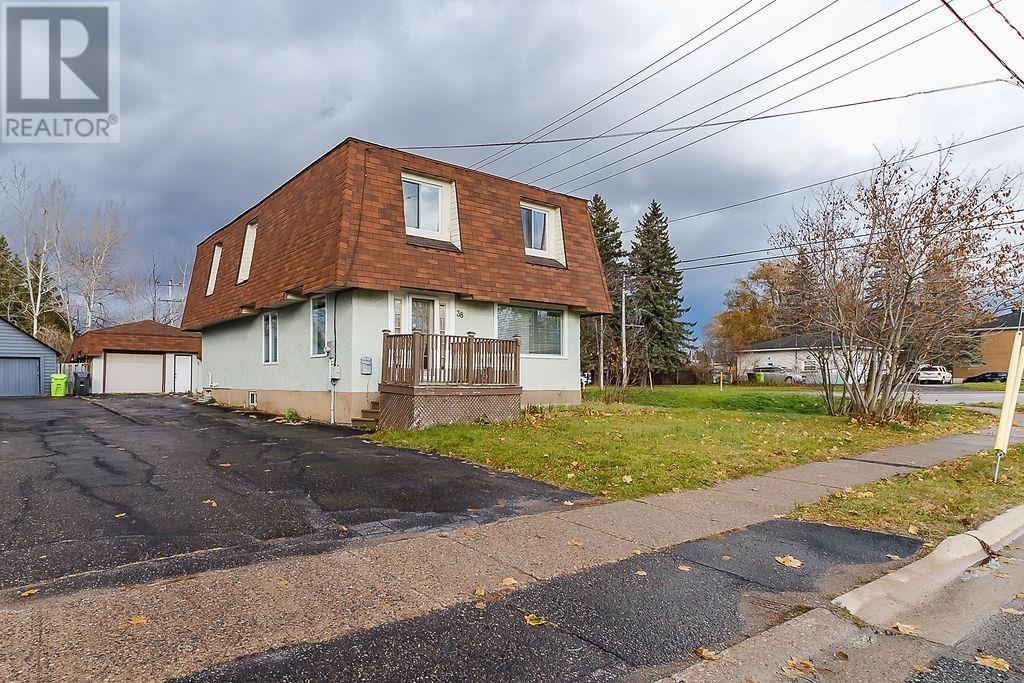 38 McNabb ST, Sault Ste. Marie, Ontario