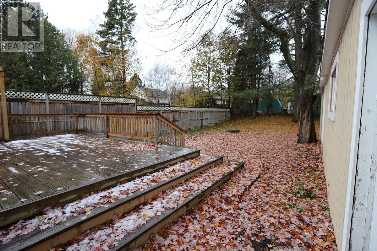 85 Shannon Rd, Sault Ste. Marie, Ontario  P6A 4J6 - Photo 4 - SM260052