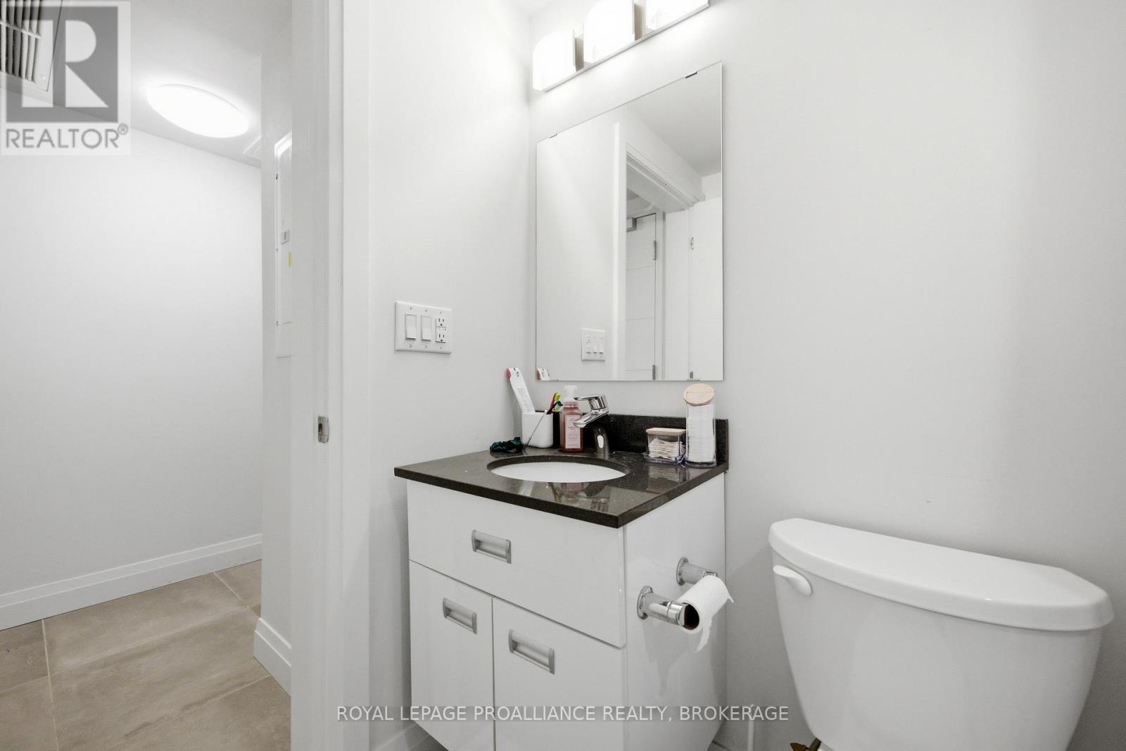 224 - 652 Princess Street, Kingston, Ontario  K7L 1E5 - Photo 12 - X12691258