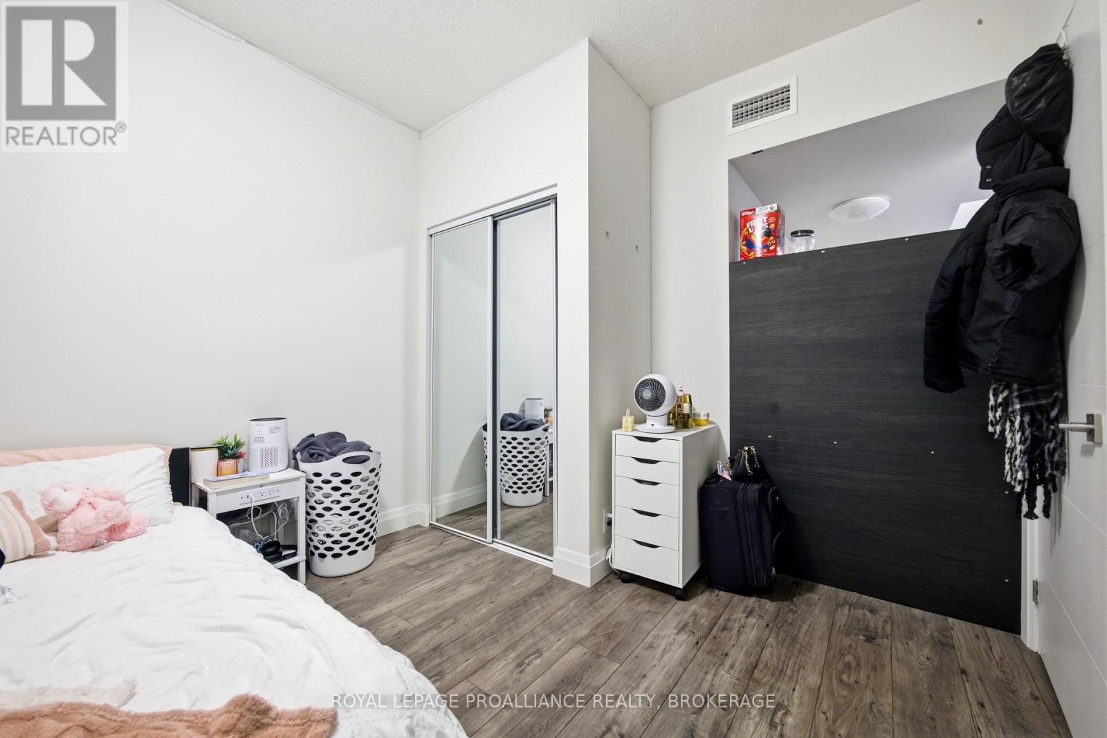 224 - 652 Princess Street, Kingston, Ontario  K7L 1E5 - Photo 17 - X12691258