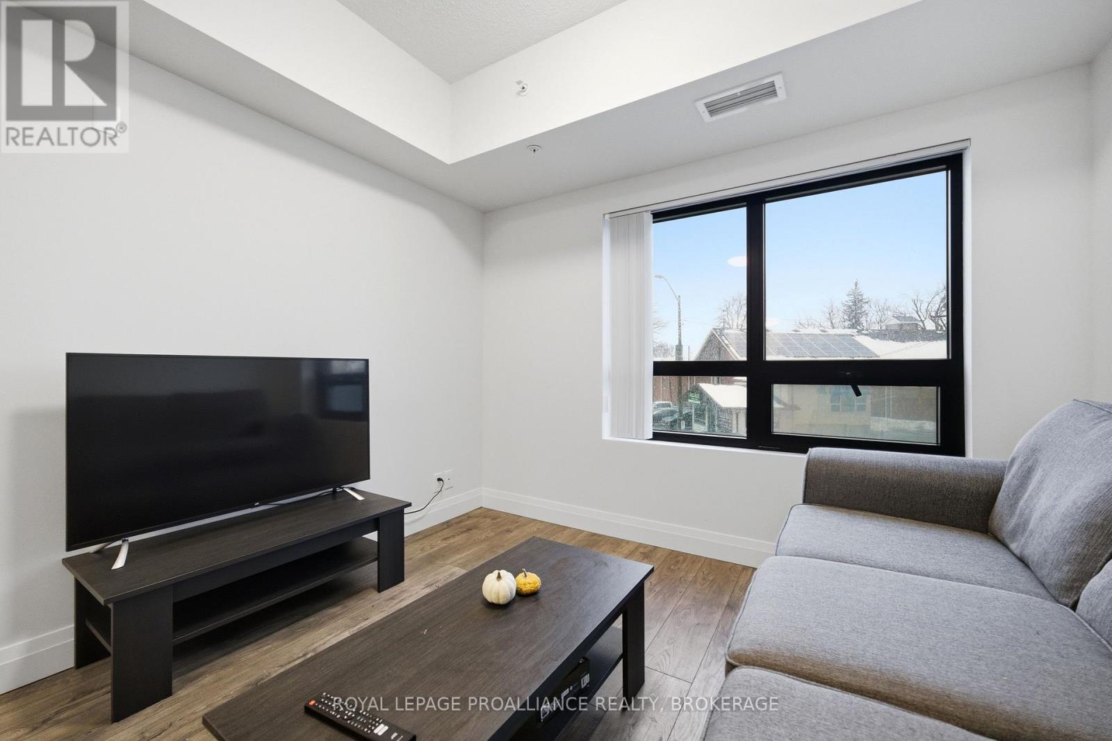 224 - 652 Princess Street, Kingston, Ontario  K7L 1E5 - Photo 23 - X12691258