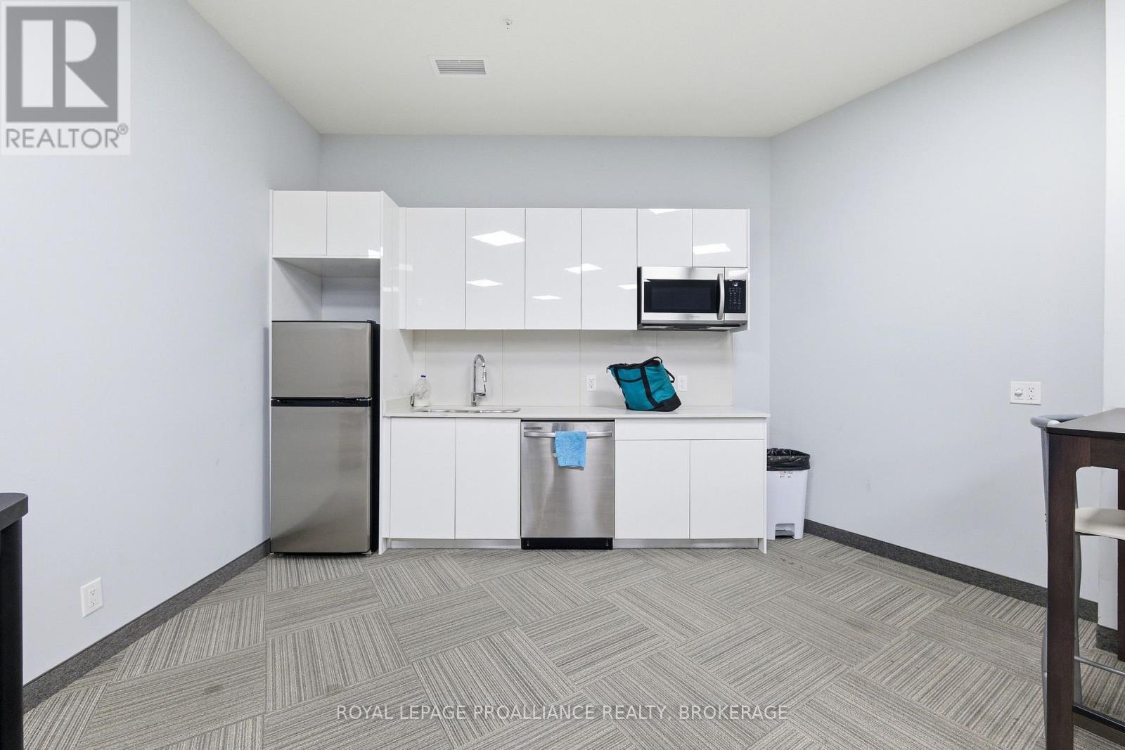 224 - 652 Princess Street, Kingston, Ontario  K7L 1E5 - Photo 41 - X12691258