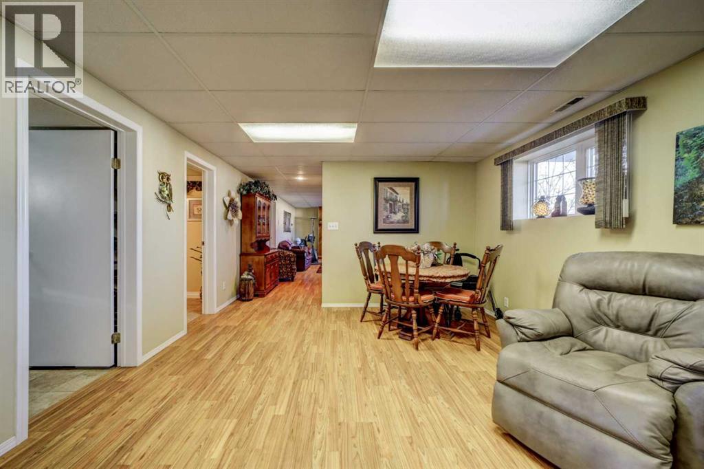 762 Lebel Street, Pincher Creek, Alberta  T0K 1W0 - Photo 32 - A2277520