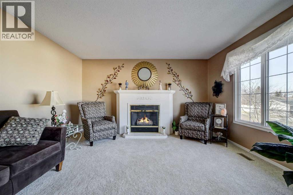 762 Lebel Street, Pincher Creek, Alberta  T0K 1W0 - Photo 5 - A2277520