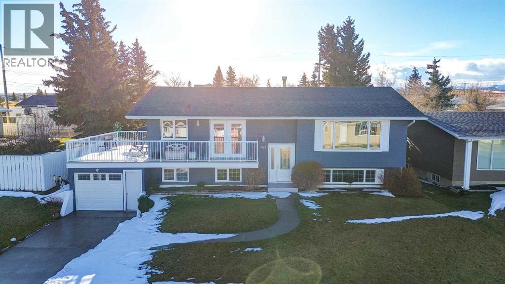 762 Lebel Street, Pincher Creek, Alberta  T0K 1W0 - Photo 38 - A2277520