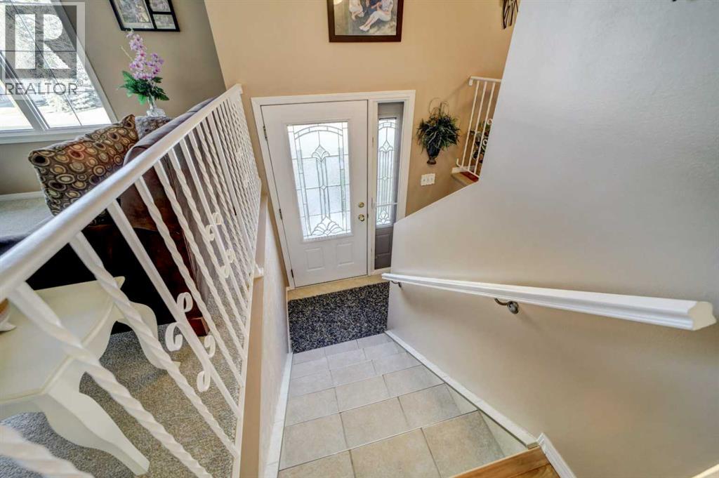 762 Lebel Street, Pincher Creek, Alberta  T0K 1W0 - Photo 3 - A2277520