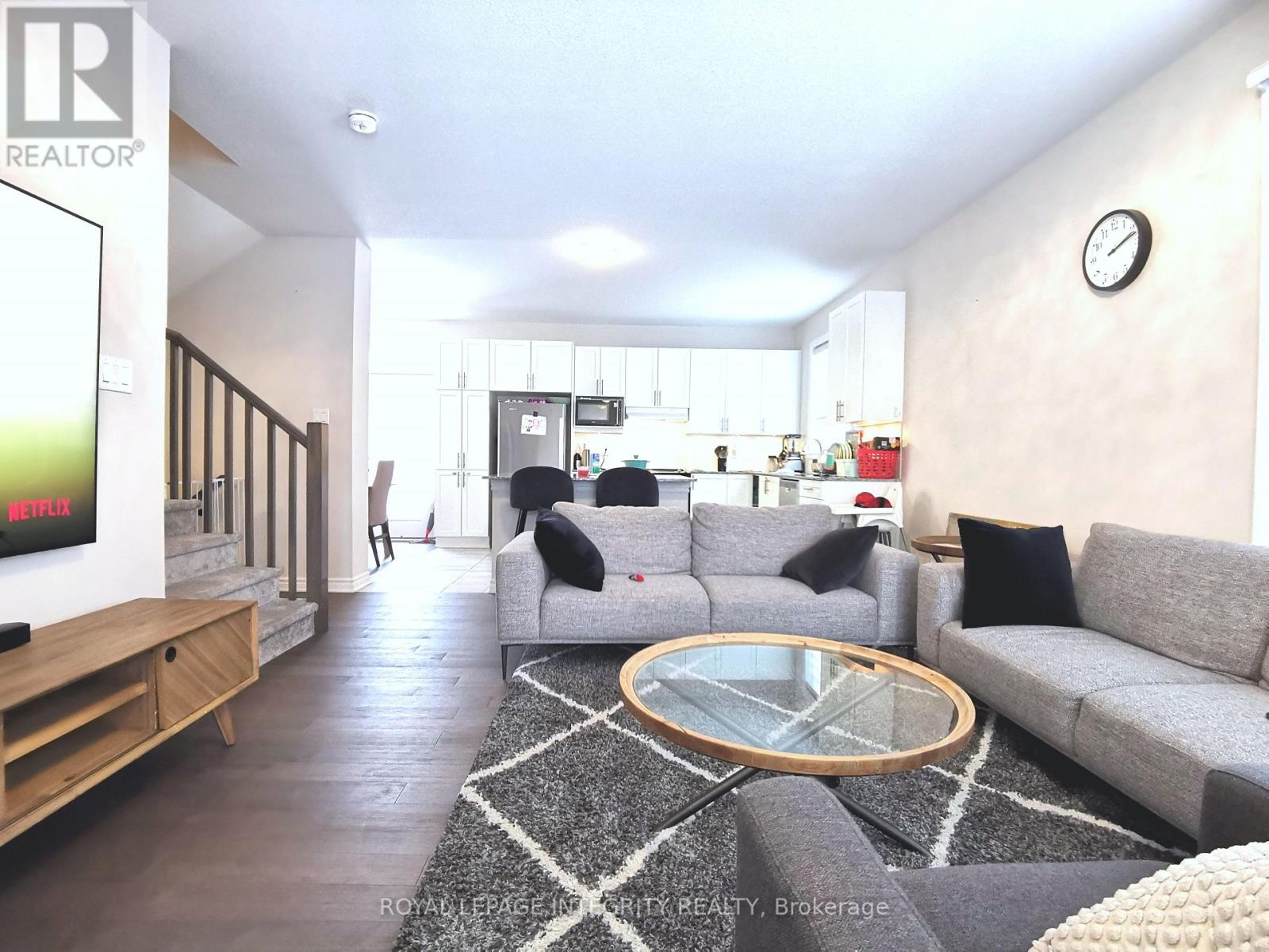 52 Focality Crescent, Ottawa, Ontario  K2J 6W8 - Photo 5 - X12691322