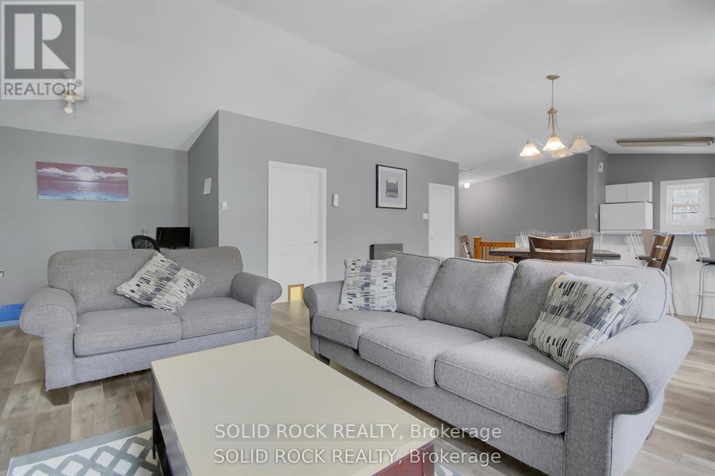 2855a Highway 132 Road, Admaston/bromley, Ontario  K7V 3Z7 - Photo 26 - X12691334