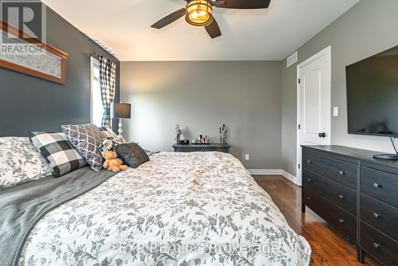 2892 South Nation Way, North Dundas, Ontario  K0E 1W0 - Photo 13 - X12691346