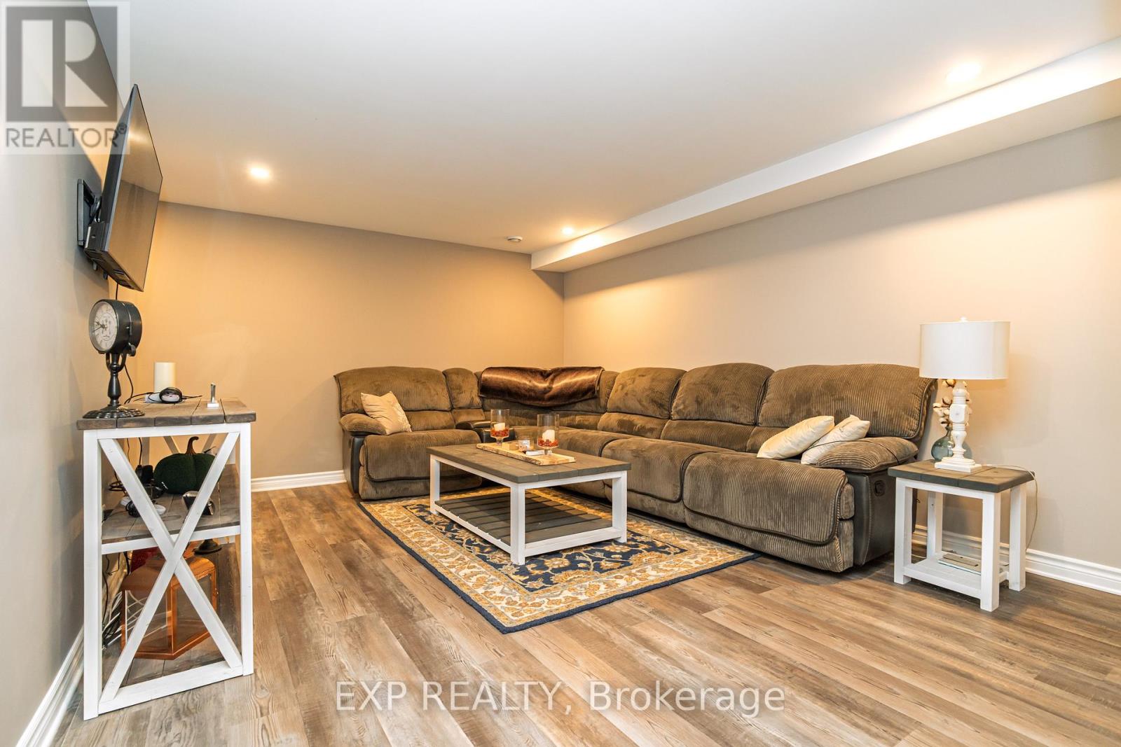 2892 South Nation Way, North Dundas, Ontario  K0E 1W0 - Photo 24 - X12691346