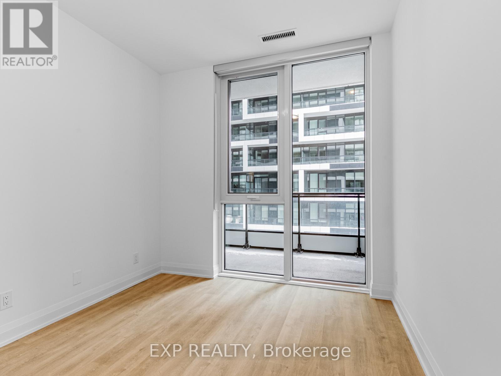 1402 - 65 Broadway Avenue, Toronto, Ontario  M4P 1T9 - Photo 17 - C12636158