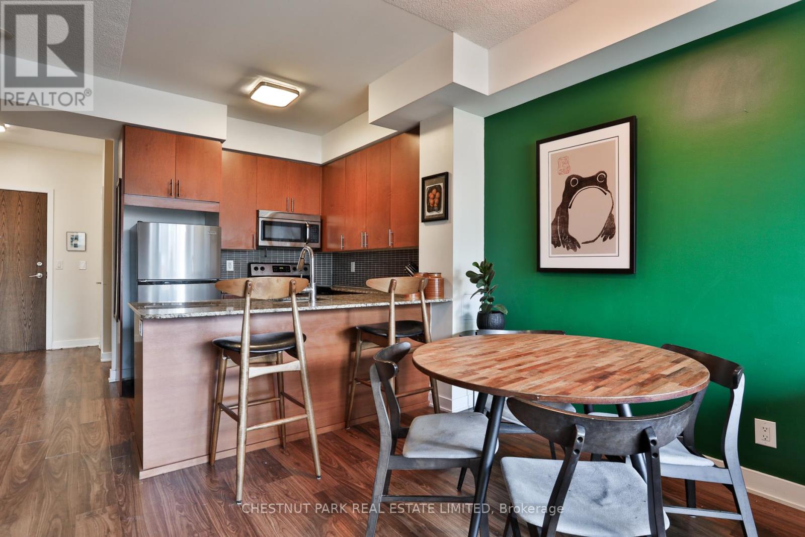 208 - 260 SACKVILLE STREET, Toronto, Ontario