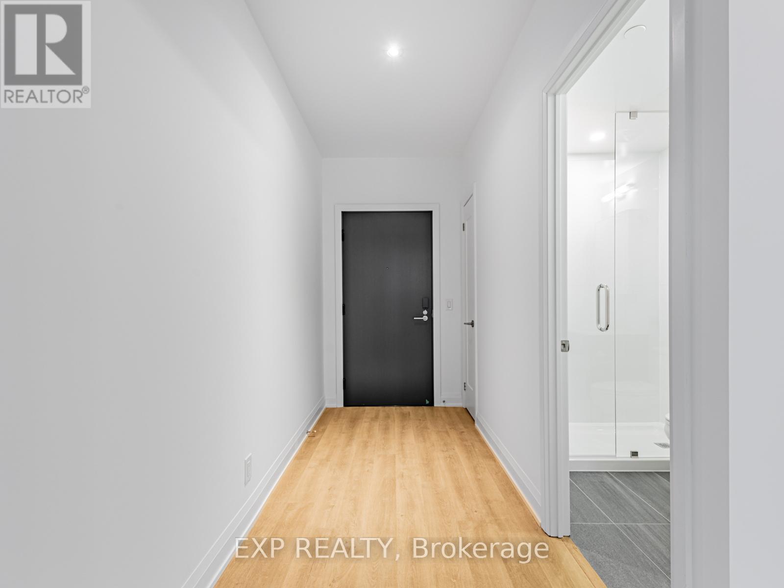 1402 - 65 Broadway Avenue, Toronto, Ontario  M4P 1T9 - Photo 3 - C12636158