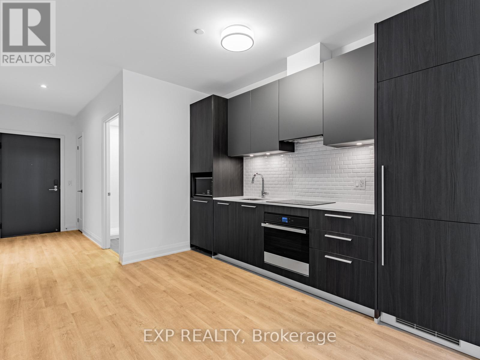 1402 - 65 Broadway Avenue, Toronto, Ontario  M4P 1T9 - Photo 4 - C12636158