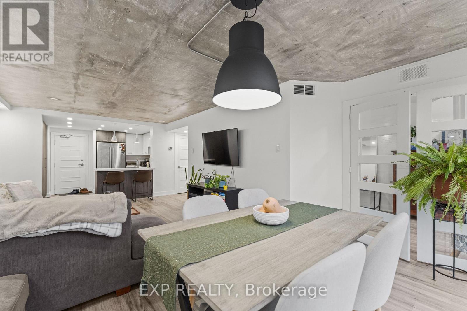 1603 - 705 King Street W, Toronto, Ontario  M5V 2W8 - Photo 10 - C12690628