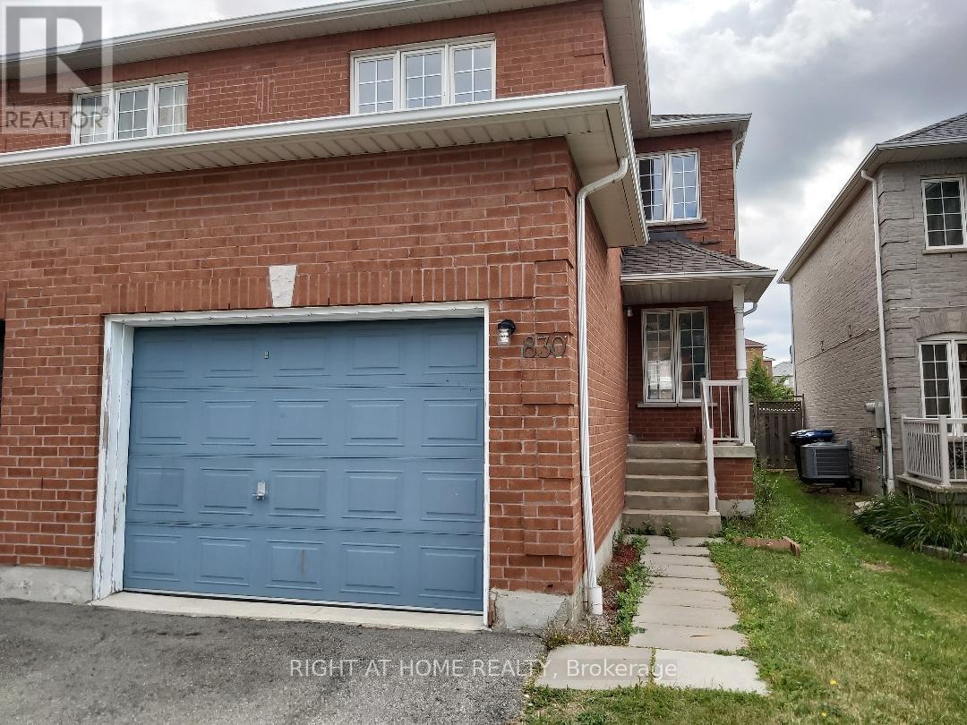 Upper And Main - 830 Avonshire Court, Mississauga, Ontario  L5V 2P2 - Photo 2 - W12565080