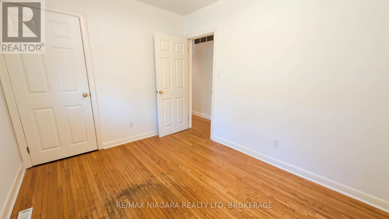 262 Alscot Crescent, Oakville, Ontario  L6J 4R4 - Photo 25 - W12662346