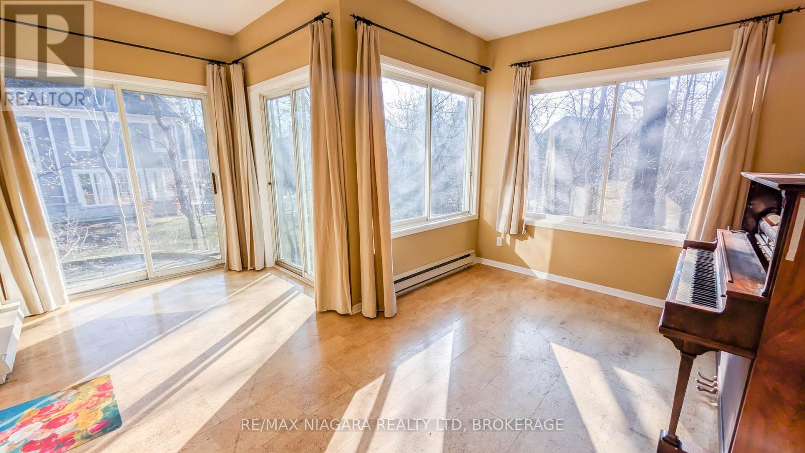 262 Alscot Crescent, Oakville, Ontario  L6J 4R4 - Photo 14 - W12662346