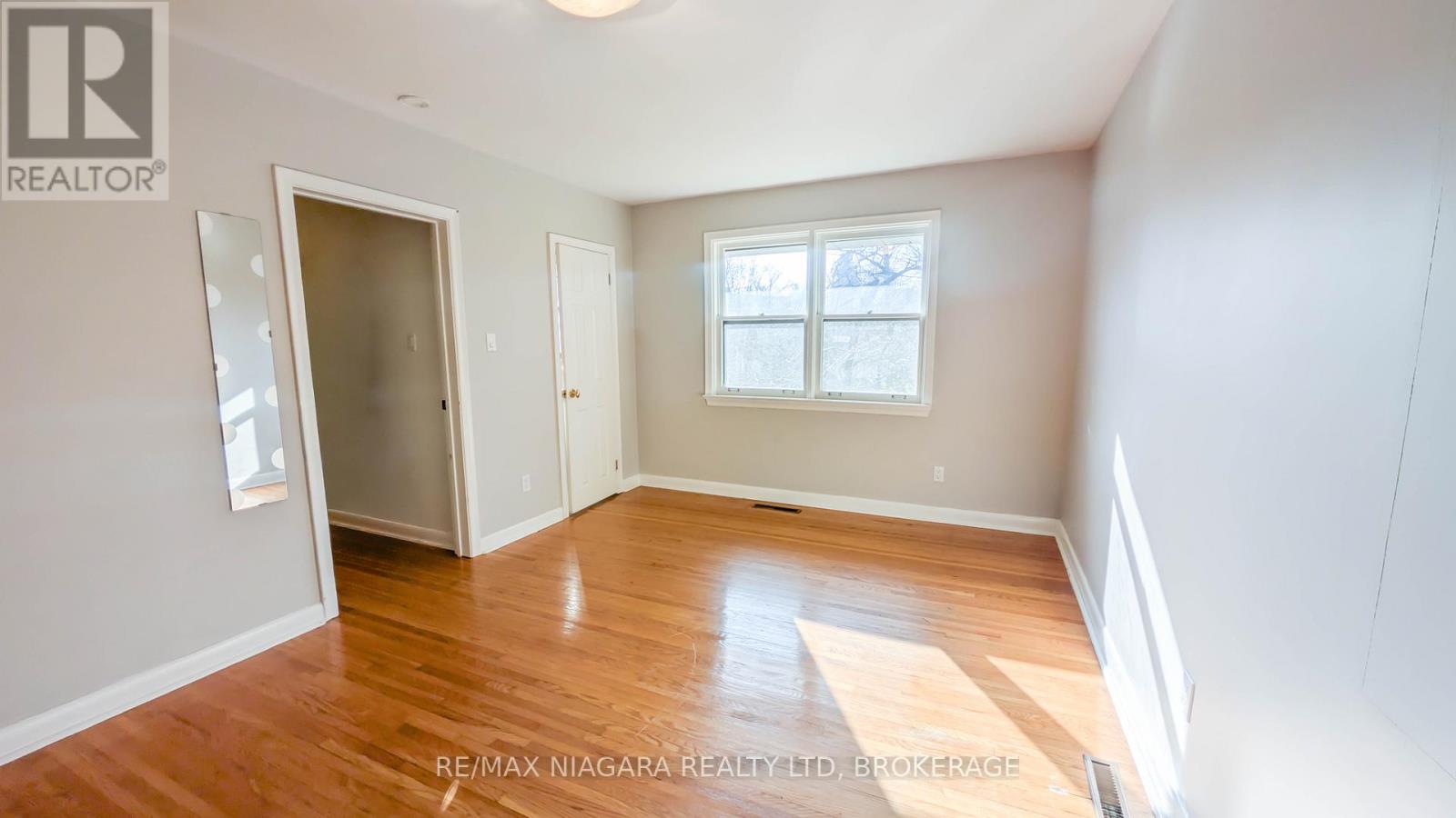 262 Alscot Crescent, Oakville, Ontario  L6J 4R4 - Photo 30 - W12662346