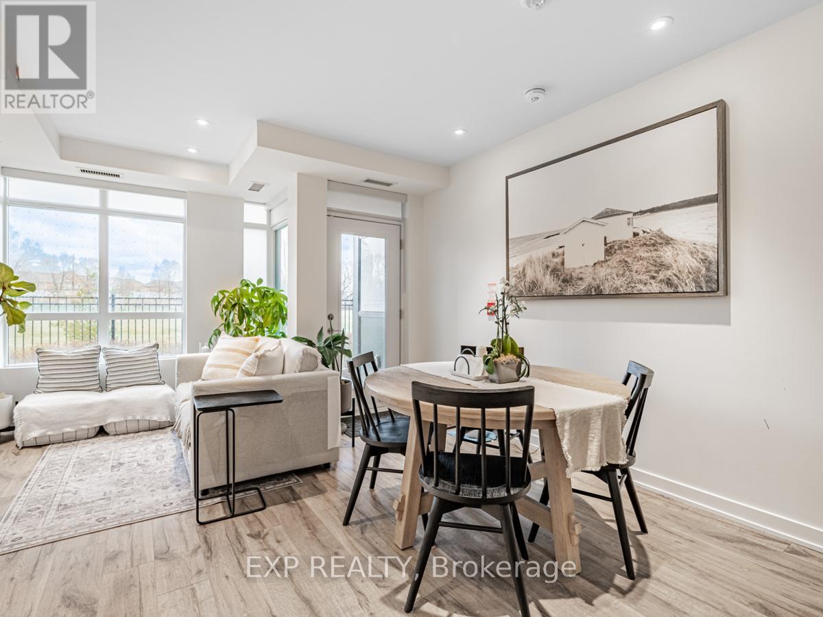 122 - 251 Manitoba Street, Toronto, Ontario  M8Y 4G9 - Photo 3 - W12676692