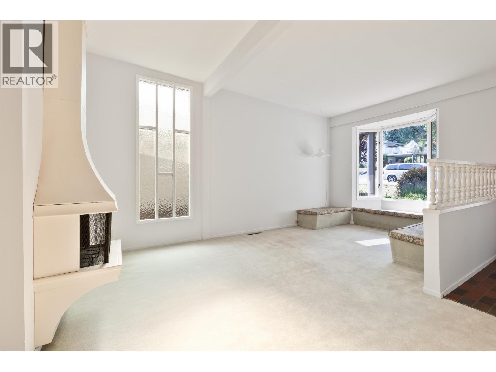 1063 Whitchurch Street, North Vancouver, British Columbia  V7L 2A8 - Photo 10 - R3078857