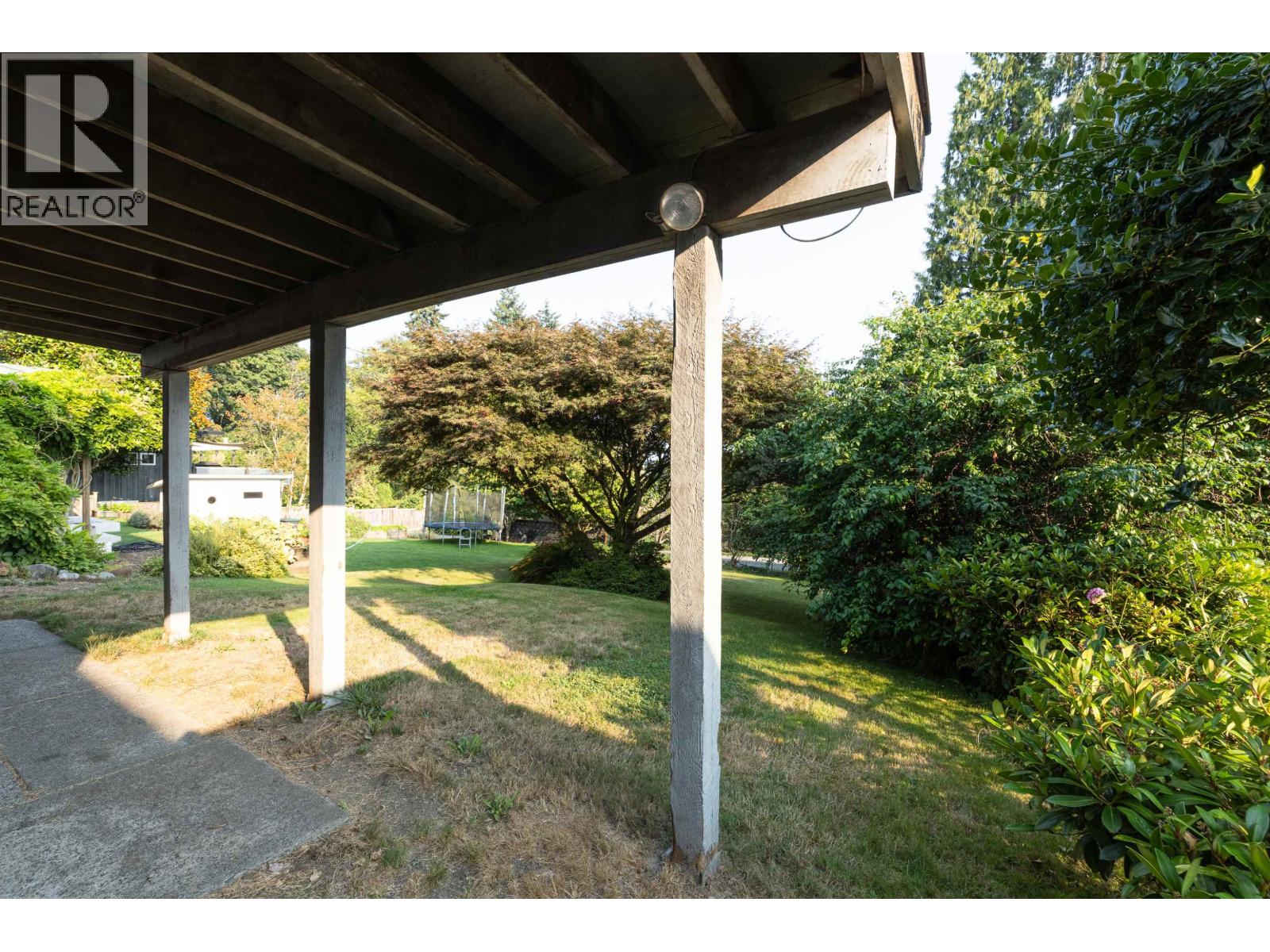 1063 Whitchurch Street, North Vancouver, British Columbia  V7L 2A8 - Photo 26 - R3078857