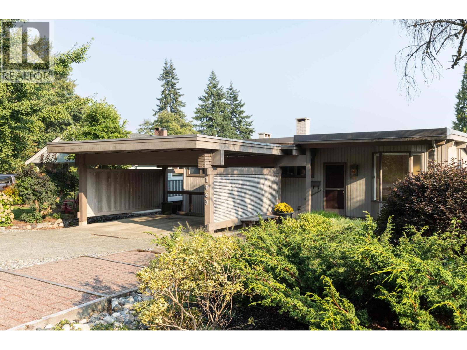 1063 Whitchurch Street, North Vancouver, British Columbia  V7L 2A8 - Photo 31 - R3078857