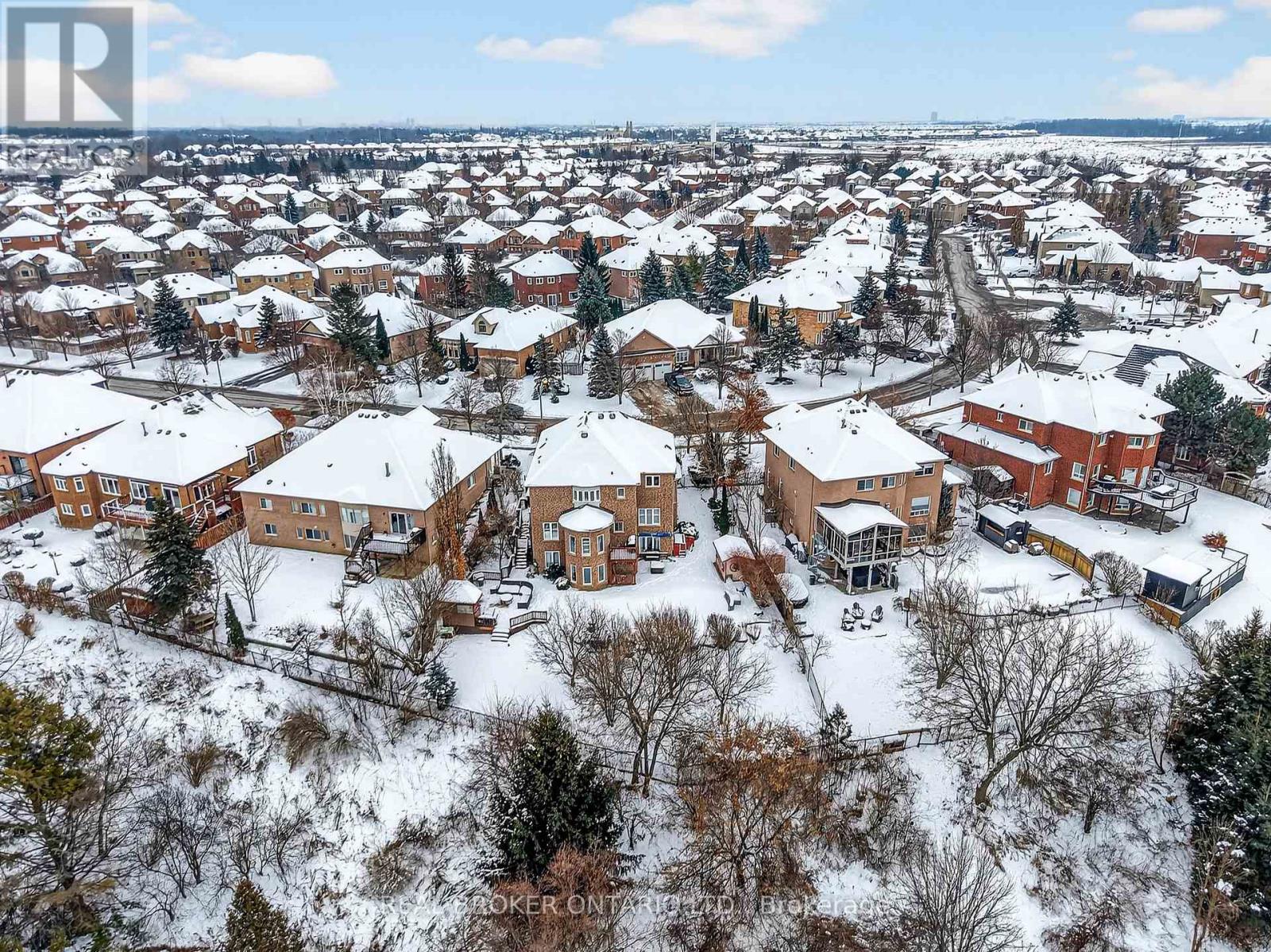 39 Pinebrook Circle, Caledon, Ontario  L7C 1C4 - Photo 45 - W12690984