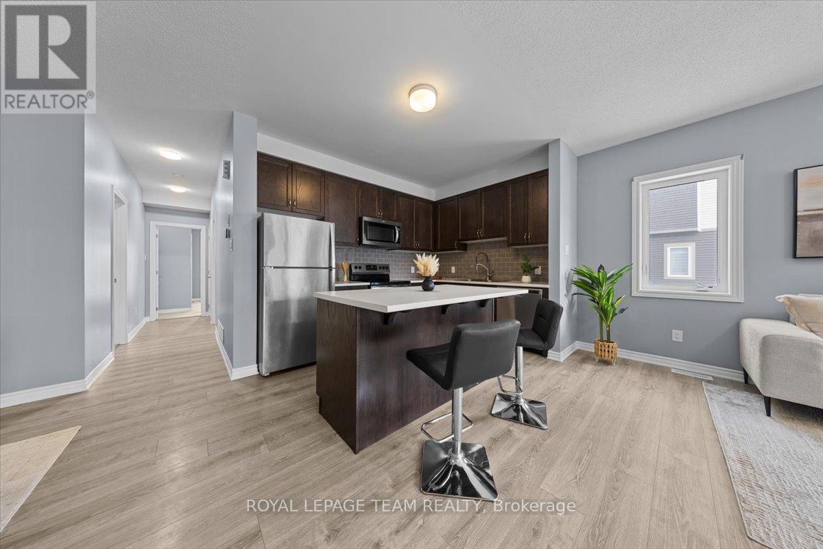 915 Nautilus Private, Ottawa, Ontario  K2V 0S3 - Photo 12 - X12689774