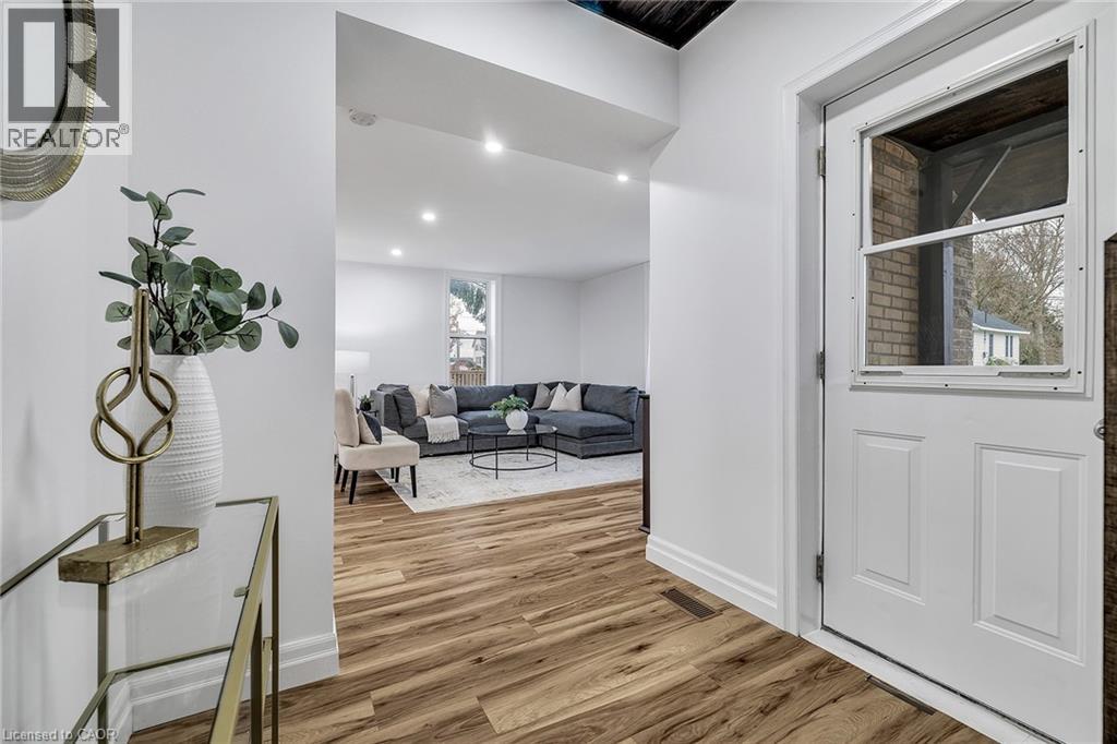 272 Princess Street, Huron East, Ontario  N0G 1H0 - Photo 3 - 40776087