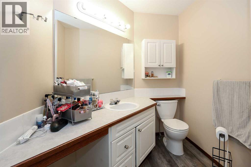 26 Raabis Street, Red Deer, Alberta  T4P 3P1 - Photo 22 - A2277764