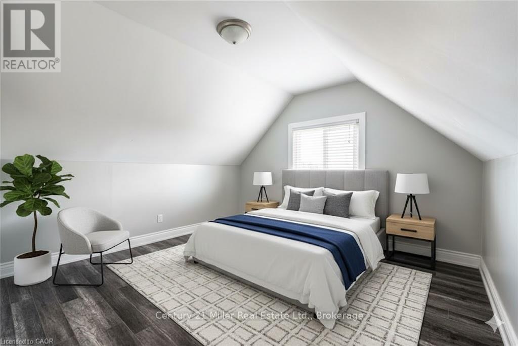 Upper - 39 Connaught Avenue N, Hamilton, Ontario  L8L 6Y6 - Photo 5 - X12681004