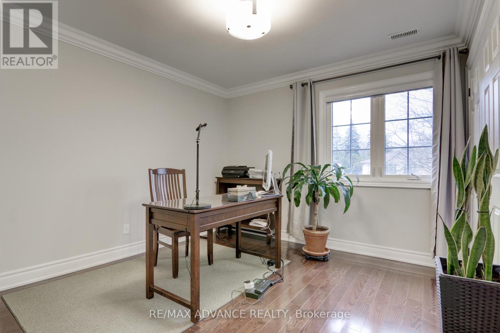 19 Abbeywood Trail, Toronto (Banbury-Don Mills), Ontario  M3B 3B4 - Photo 31 - C12691260