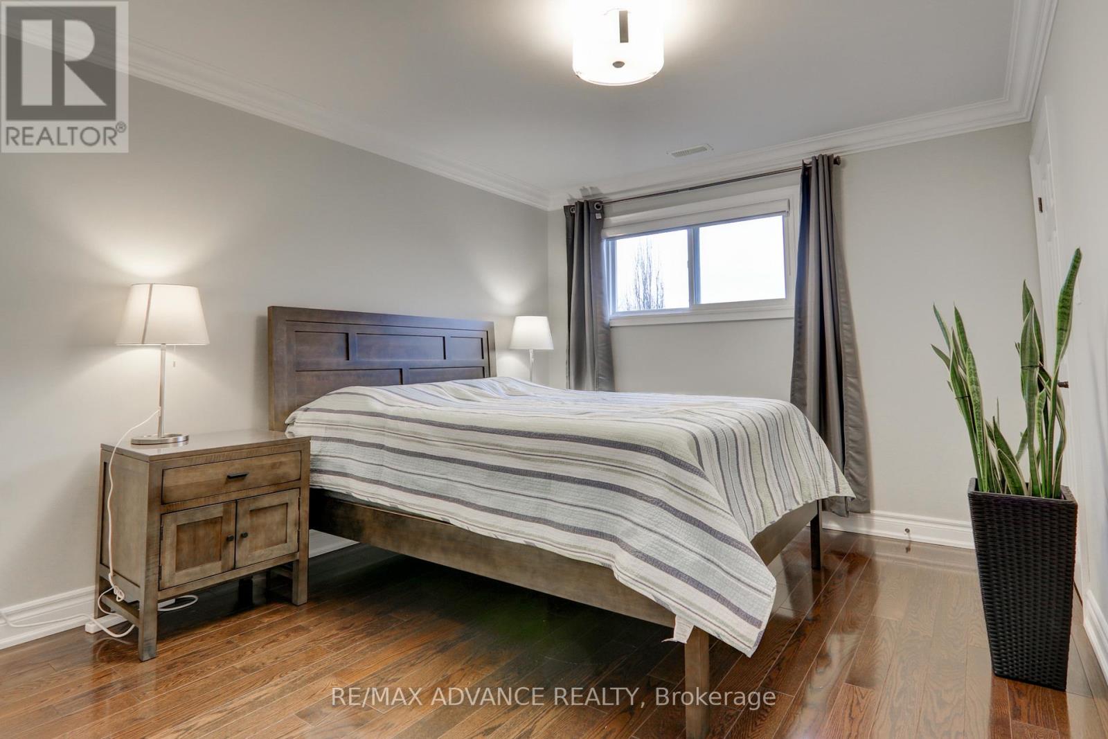 19 Abbeywood Trail, Toronto (Banbury-Don Mills), Ontario  M3B 3B4 - Photo 32 - C12691260